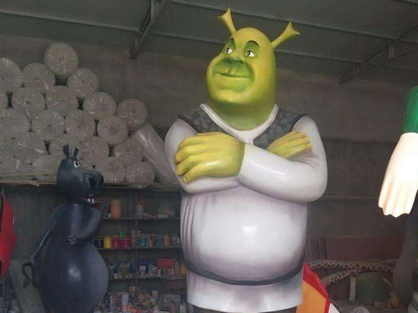 ���е���