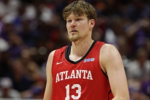 蜘蛛直播-专业体育直播_五大联赛_NBA直播_足球直播